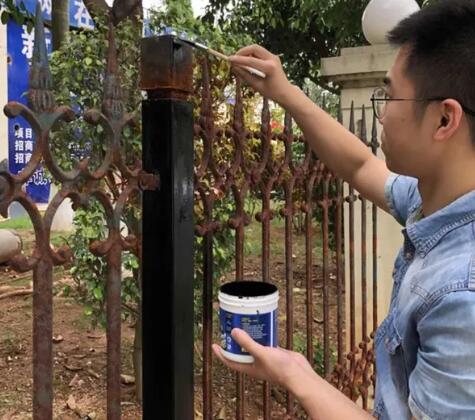 铁门生锈了如何刷漆?